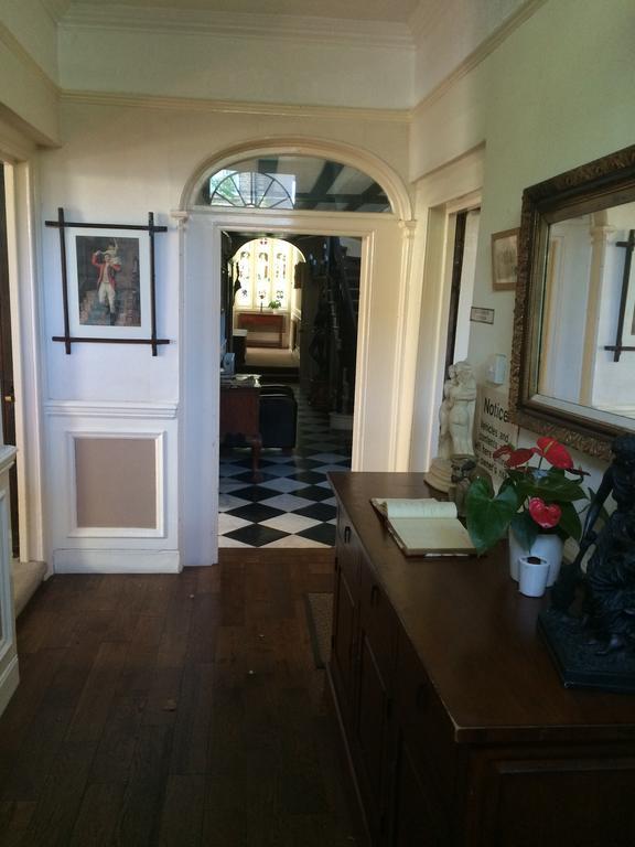 Harmondsworth Hall Guest House West Drayton  Exterior foto